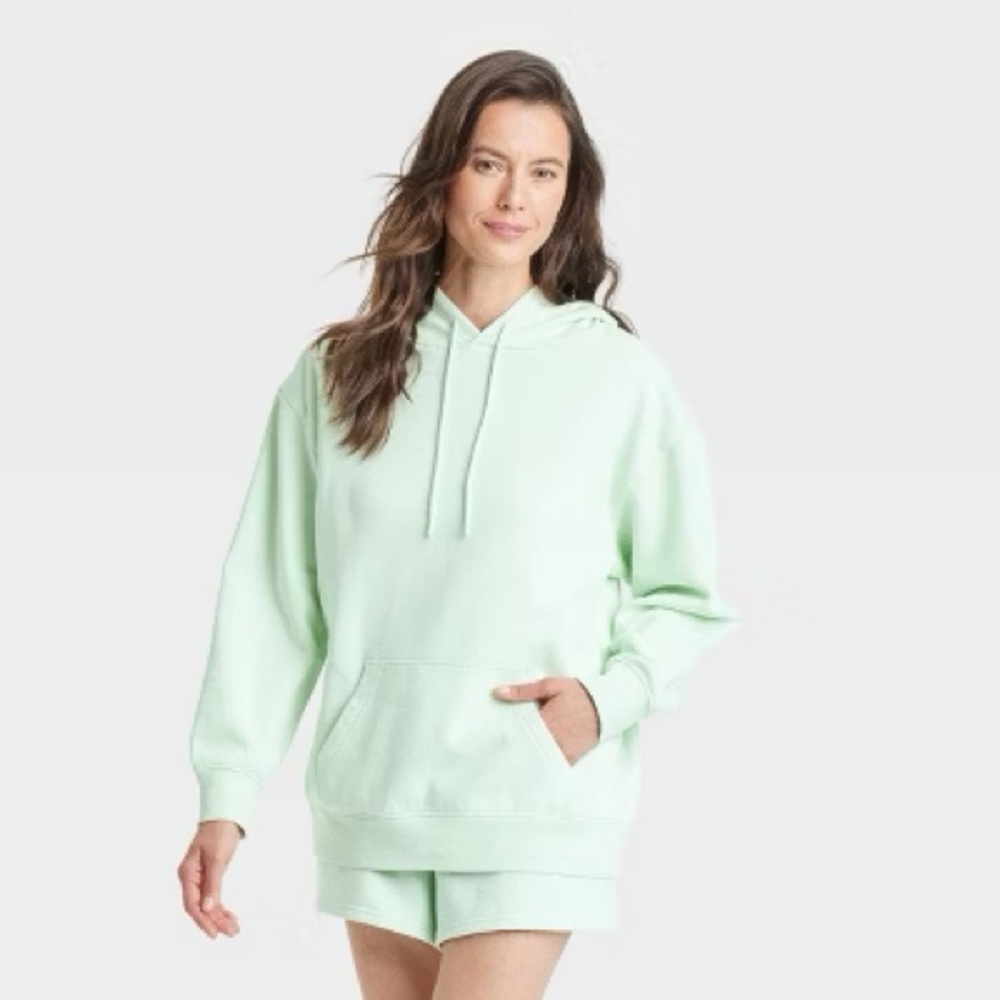 Universal Thread Women's Leisure Studio Oversized Hooded Sweatshirt NWT Size M